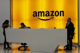 Amazon’s AI Drive Leaves Thousands Jobless as Company Flattens Its Future 4 Amazon Layoffs AI