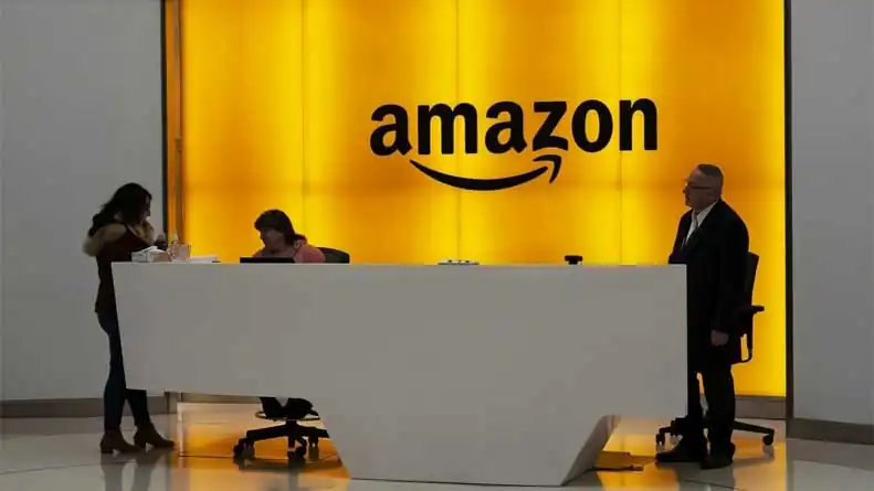 Amazon’s AI Drive Leaves Thousands Jobless as Company Flattens Its Future 1 Amazon Layoffs AI